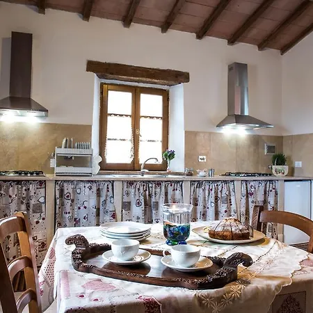 Grossola Farm stay *